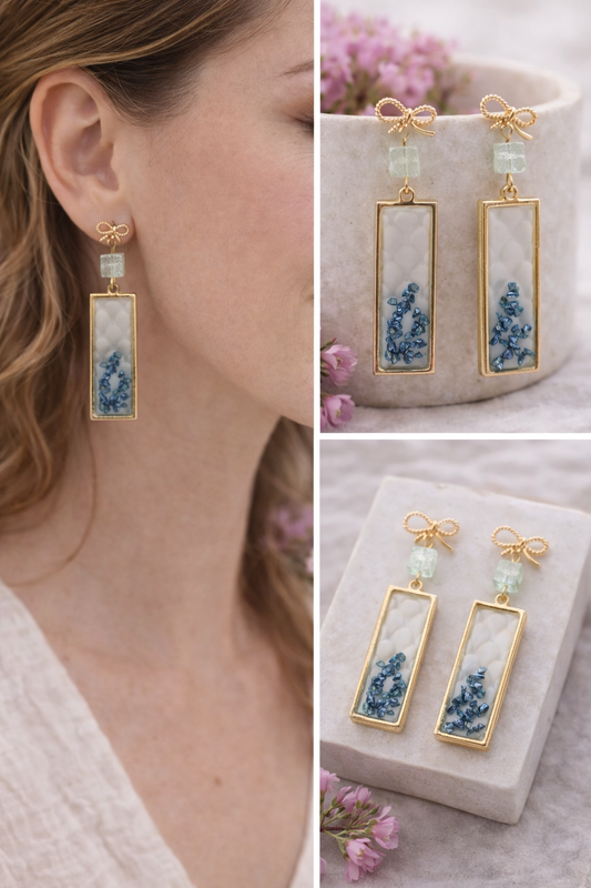 Elegante Rechteck Hänger Ohrringe Gold Blau – Handgemachter Resin Schmuck