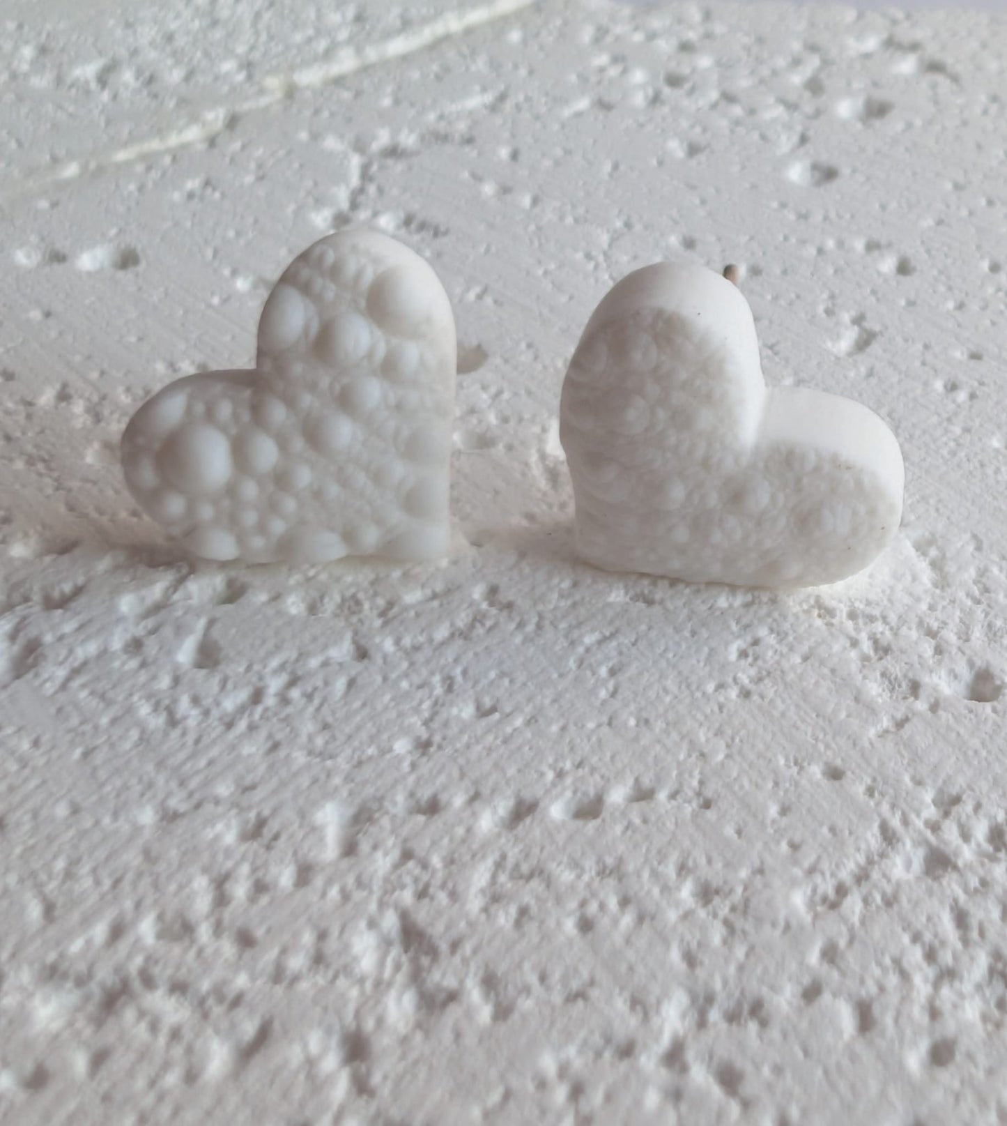 Polymer-Clay Herz-Ohrringe weiß