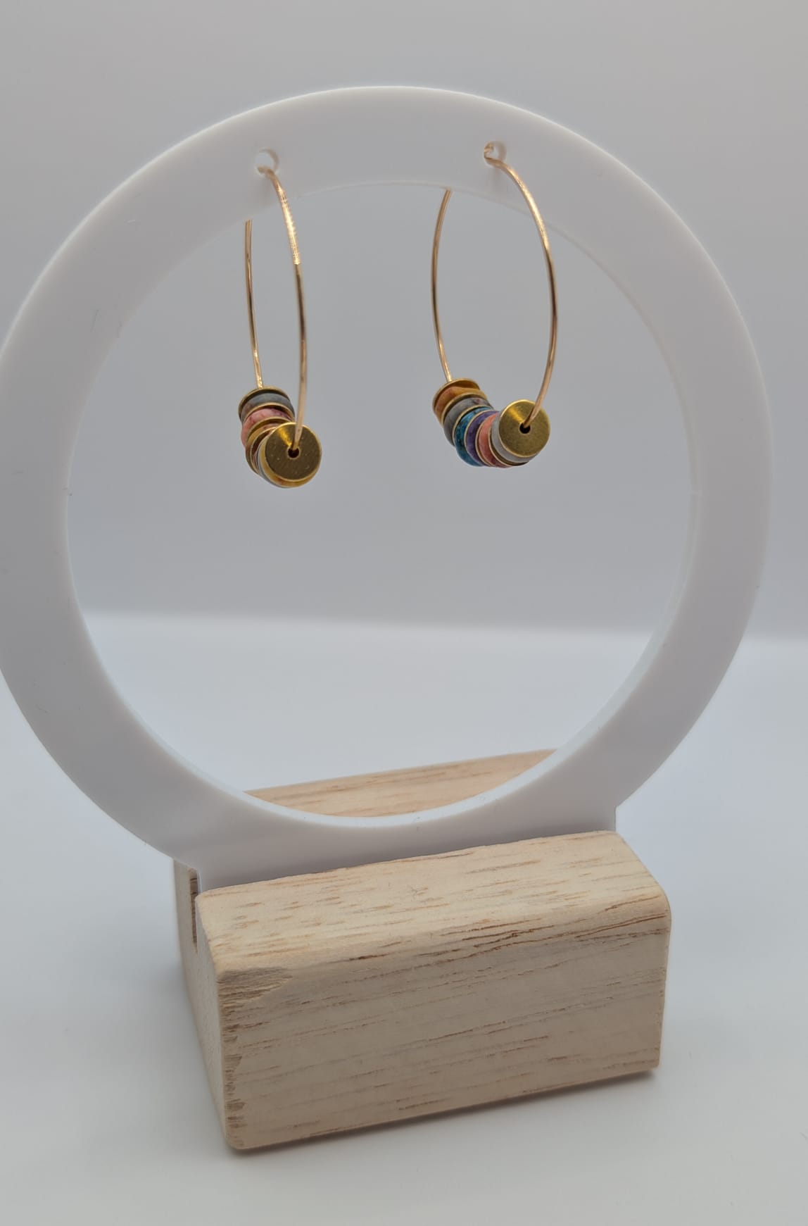 Bunte Creolen mit Keramikperlen Boho Style