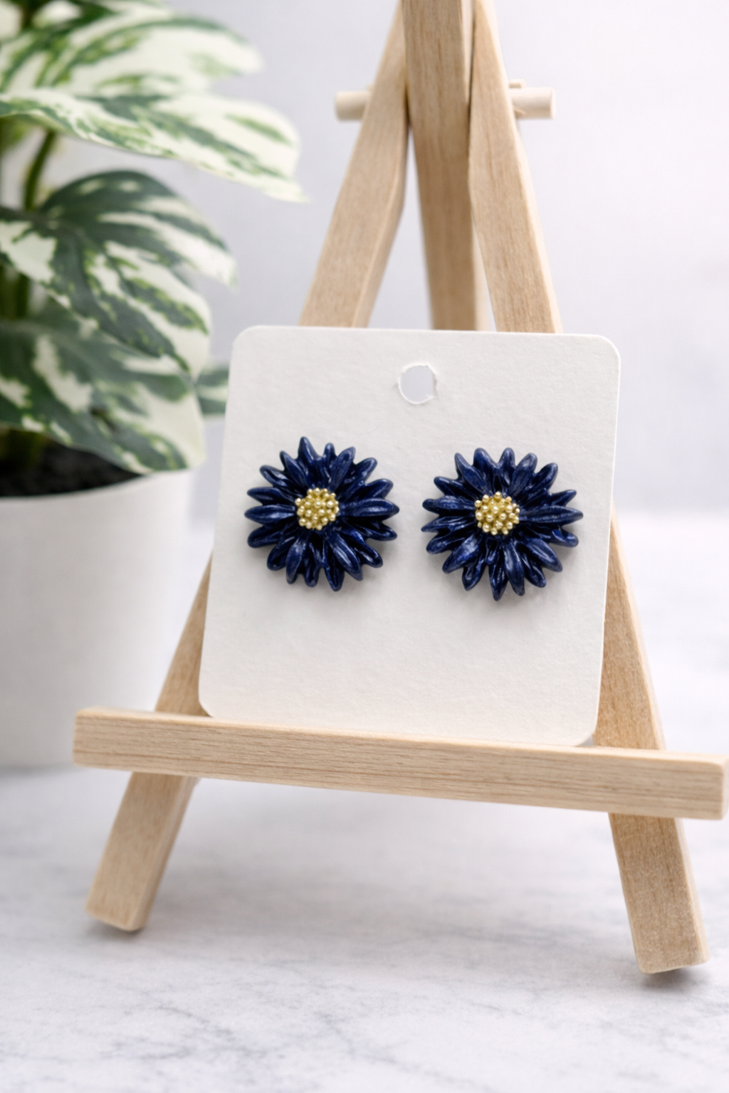 Blumen-Ohrstecker aus Polymer Clay in Pink, Blau und Grün Clayjex