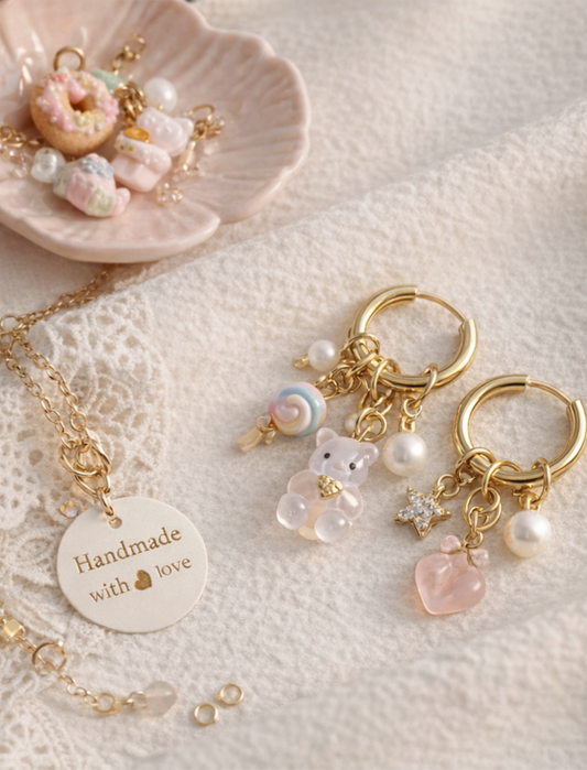 Handgemachte Creolen – stelle dir deine Charms selbst zusammen Clayjex