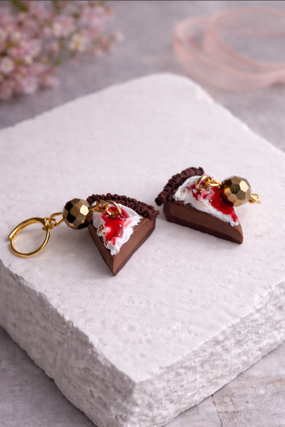 Mini Kuchen Ohrringe aus Polymer Clay – Handgemacht als Hänger oder Stecker