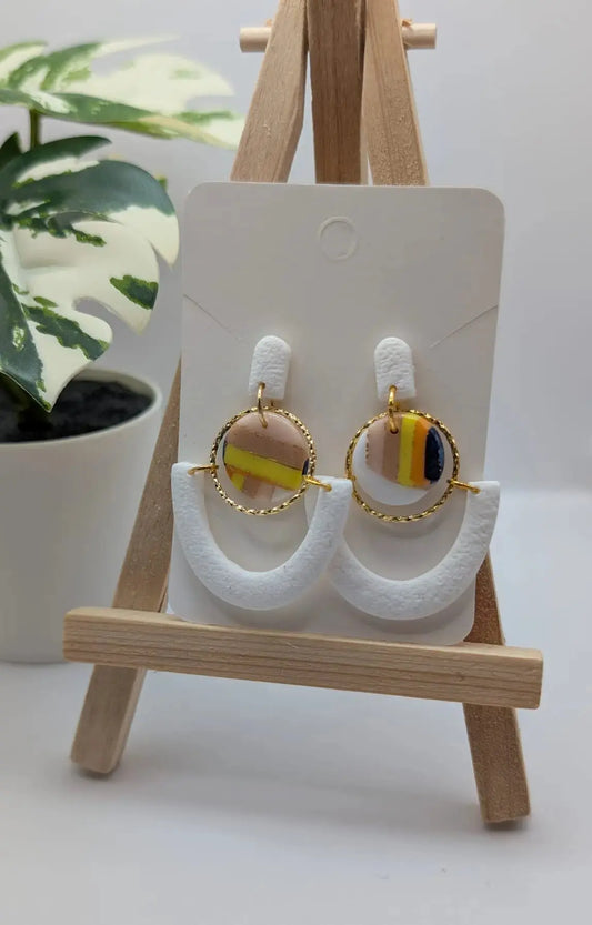 Statement Boho Ohrringe mit Goldakzenten und Marmorstruktur