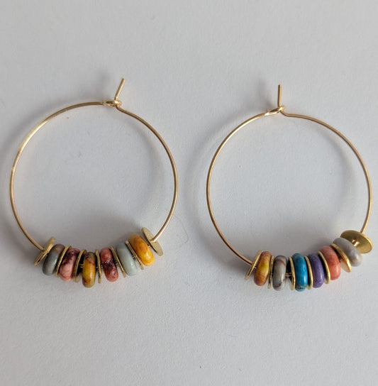 Bunte Creolen mit Keramikperlen Boho Style 