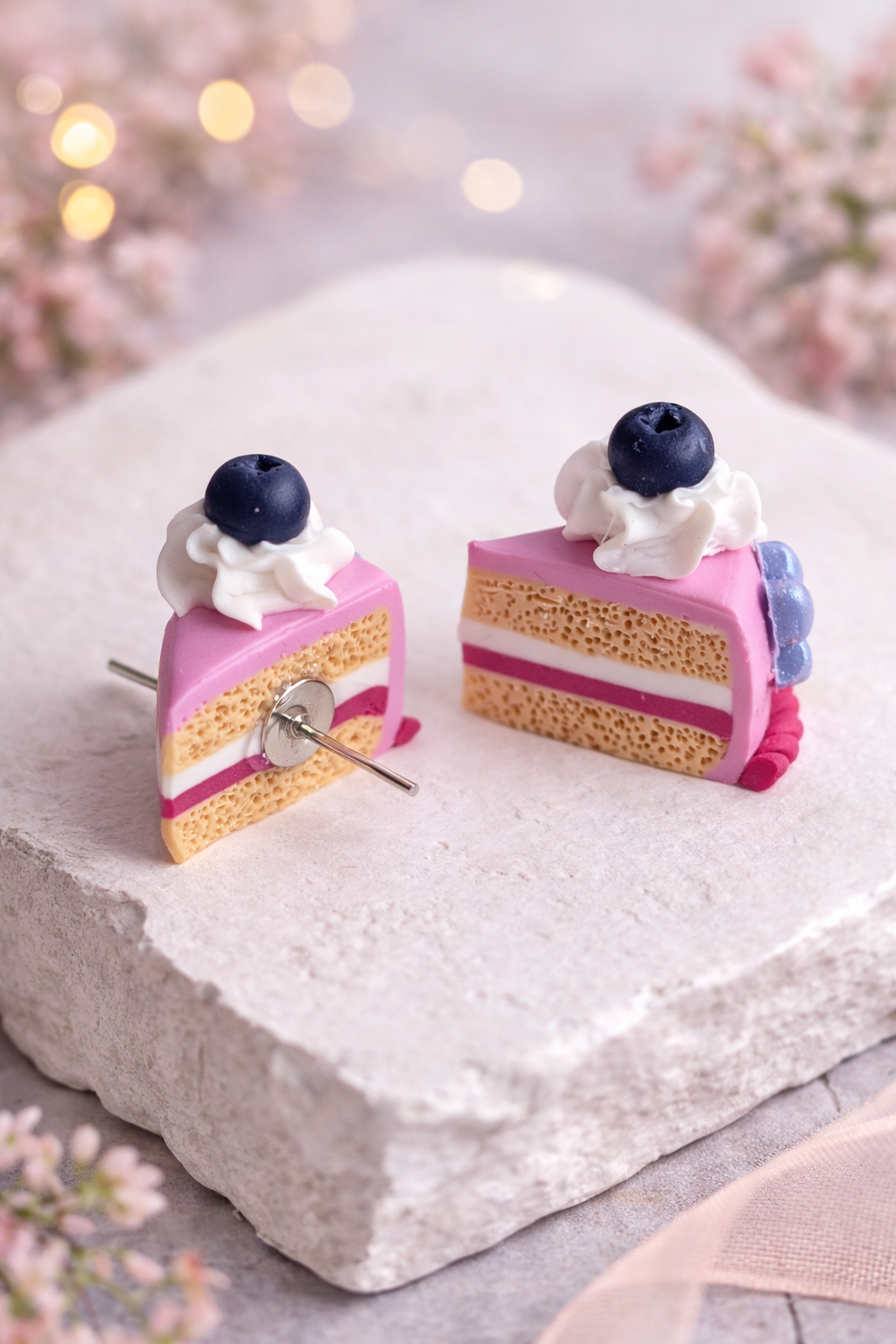 Handgemachte Törtchen Ohrringe aus Polymer Clay – Stecker & Hänger Variante – Süßer Statement Schmuck